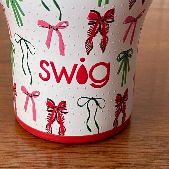 Swig Life New Ribbon & Bow Stainless Steel Travel Mug Insulated Tumbler 30oz - Picture 6 of 10